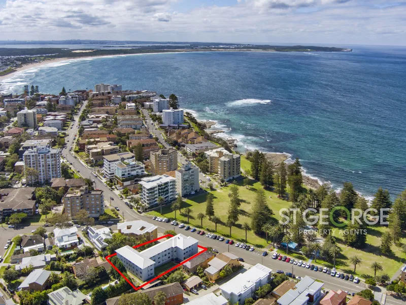 Opposite Shelly Beach & Ocean Pool