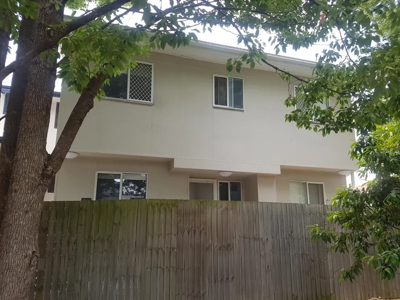 2 Bedroom House Close to Uni!