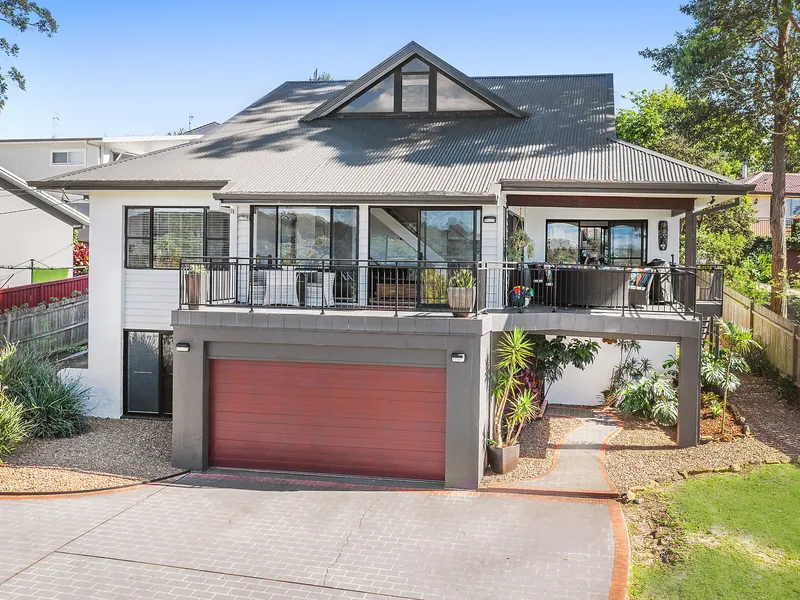 Gorgeous lifestyle oasis on high side of Wamberal