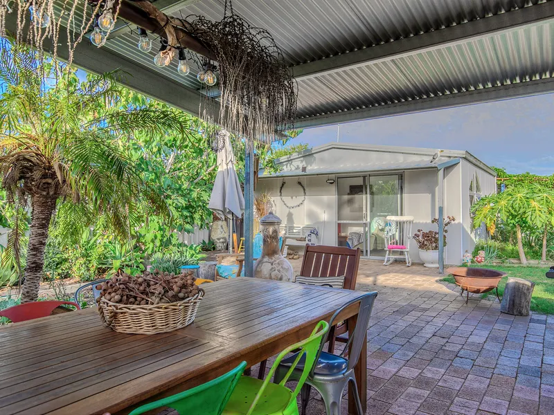 Mandurah Life In Comfort  - Great Outdoor Entertaining Area 