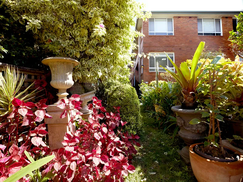 Convenient, Boutique and Surrounded by Gardens