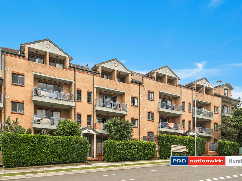 Beautifully Presented Unit with North Facing Aspect