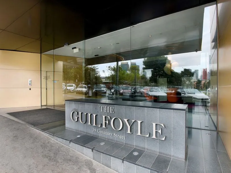 Modern 2 Bedroom At The Guilfoyle