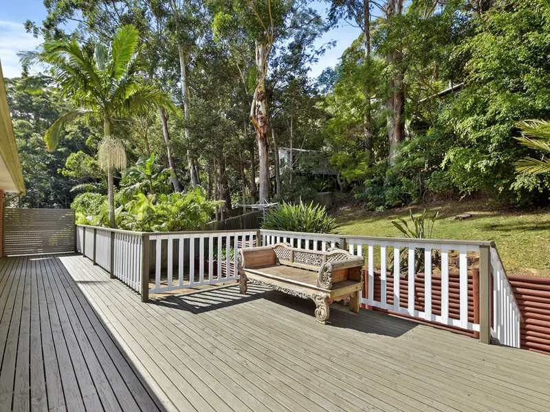 Large Family Home - Walk to the beach!