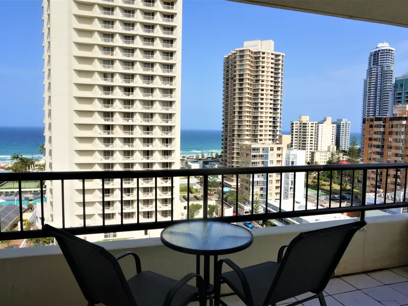 BreakFree Cosmopolitan - One Bedroom Furnished Apartment