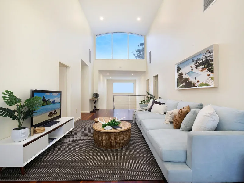 Palatial family home with ocean views