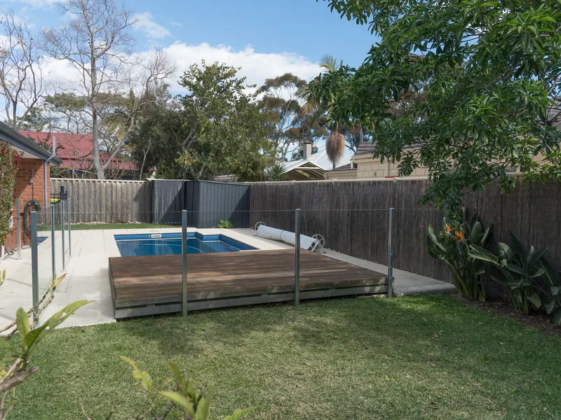 BEAUTIFUL & MODERN HOME IN PRIVATE LOCATION
