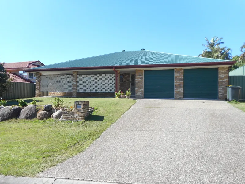 IDEALLY SITUATED FAMILY HOME WITH 3 LIVING AREAS