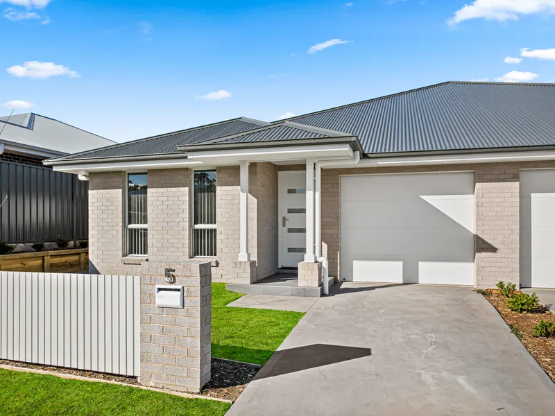 Spectacular Single Level