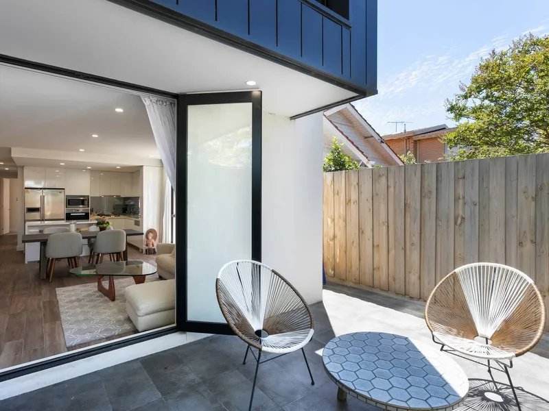 Boutique Courtyard Living in the Golden Mile