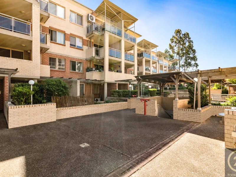 Delightfully Renovated, 3 Bedroom Unit!