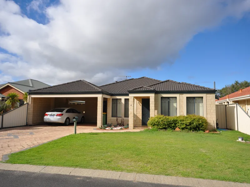 EASY CARE HOME WITH SHED