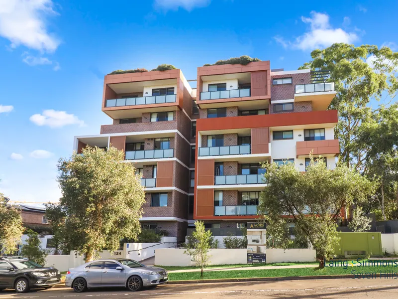 Near New 2 Bedroom Apartment