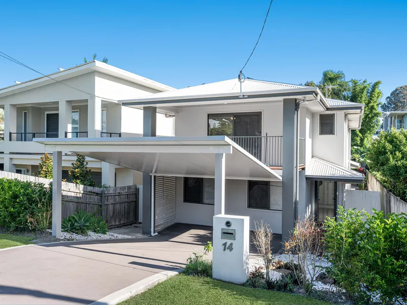 Sprawling Family Home in Premium Location