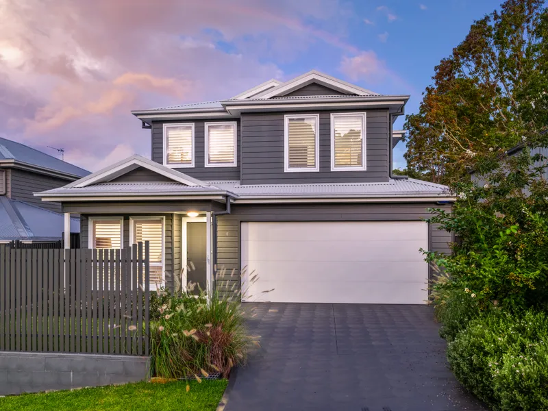 DISPLAY HOME NOW OPEN - Stage Three Now Selling !