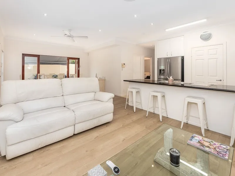 THE ULTIMATE LIFESTYLE WITHOUT THE PRICE TAG