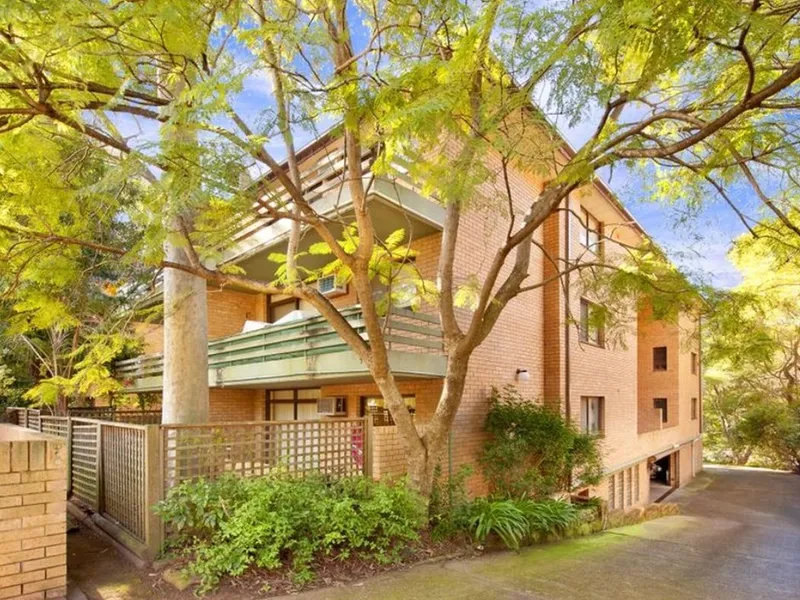 OPEN FOR INSPECTION THUR 15TH APRIL AT 4:35 - 4:50PM - PLEASE CONTACT JEREMY 0431 500 571