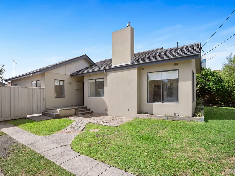 MOORABBIN'S HIDDEN GEM!