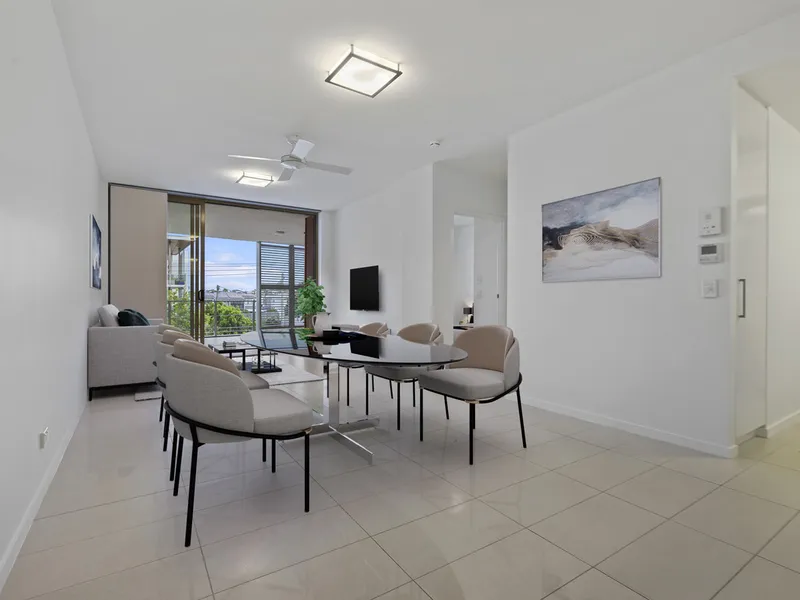 Style and sophistication in a premiere location