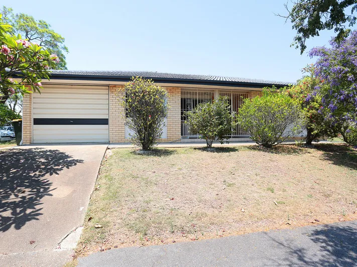 Renovated, Spacious Unit in Amazing Location!