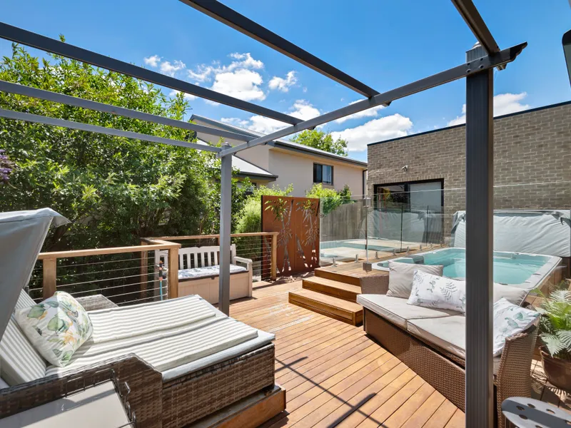 Your Own Self-Contained Private Resort!