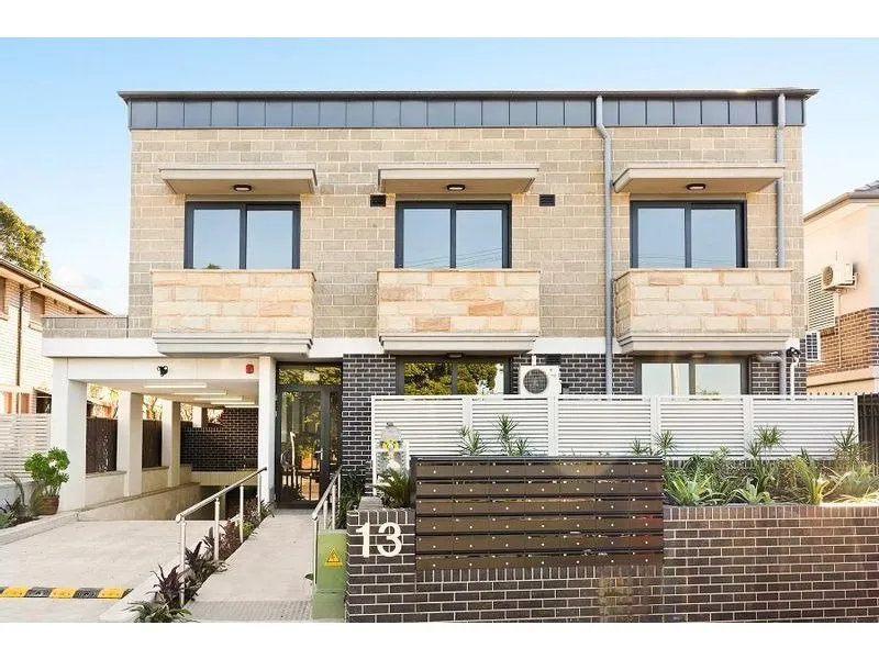 Brand New Studios in Concord West