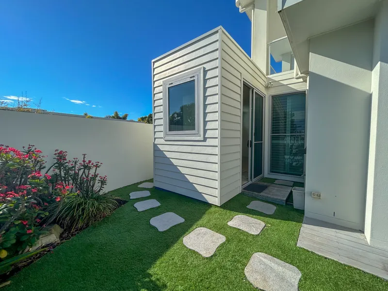GRANNY FLAT IN KINGSCLIFF - WATER, ELECTRICITY AND WIFI INCLUDED