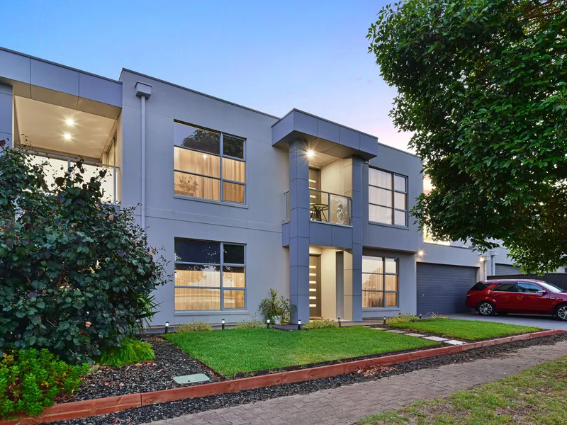 Contemporary Elegance in Vale Park!