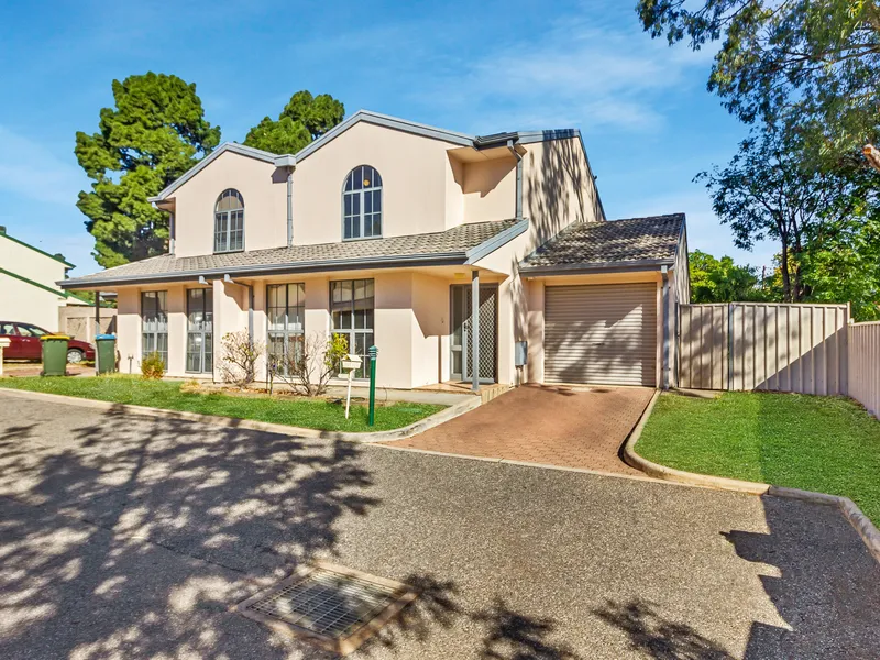 Relaxed living in a charming residence!