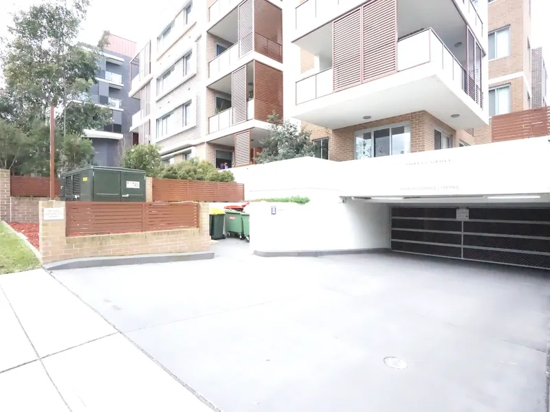 Two Bedroom and Study !