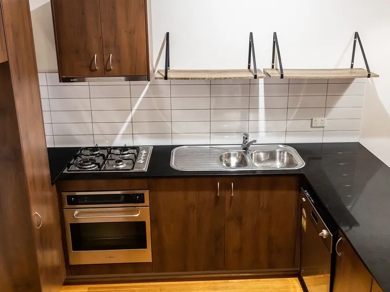ONE BEDDER - IN POPULAR JAMES STREET AREA