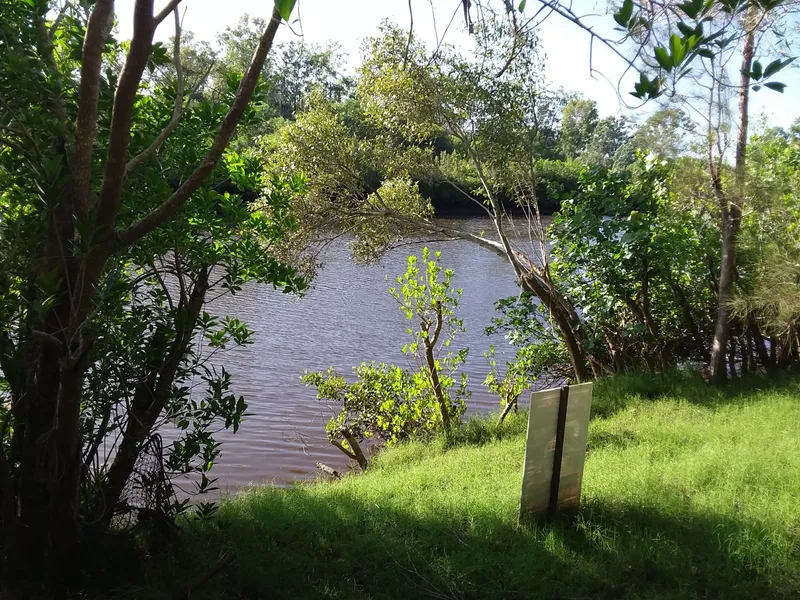 Escape from suburbia - Riverfront Hideaway
