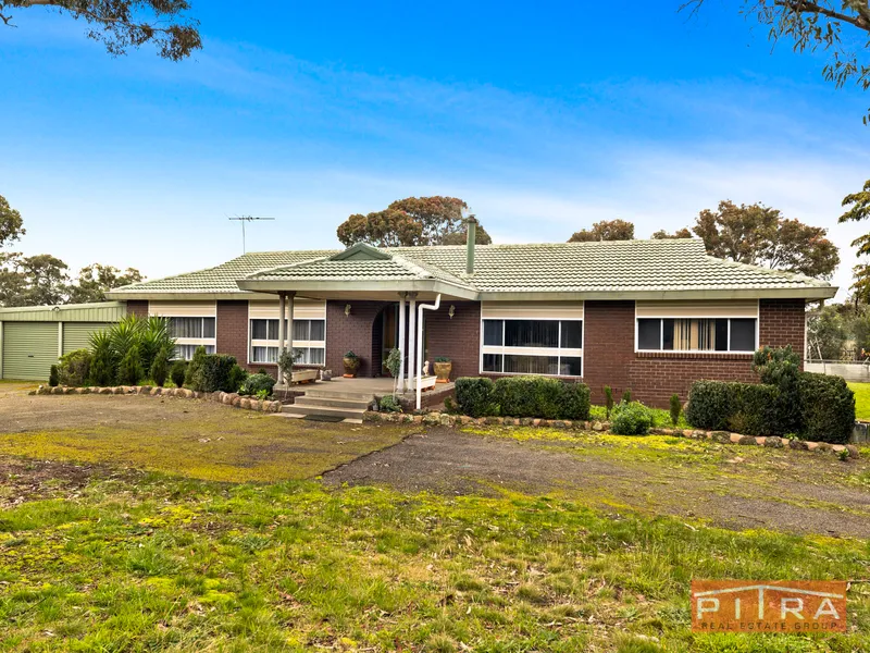 33 ACRES OF FANTASTIC LAND ON THE MAIN RD!!!