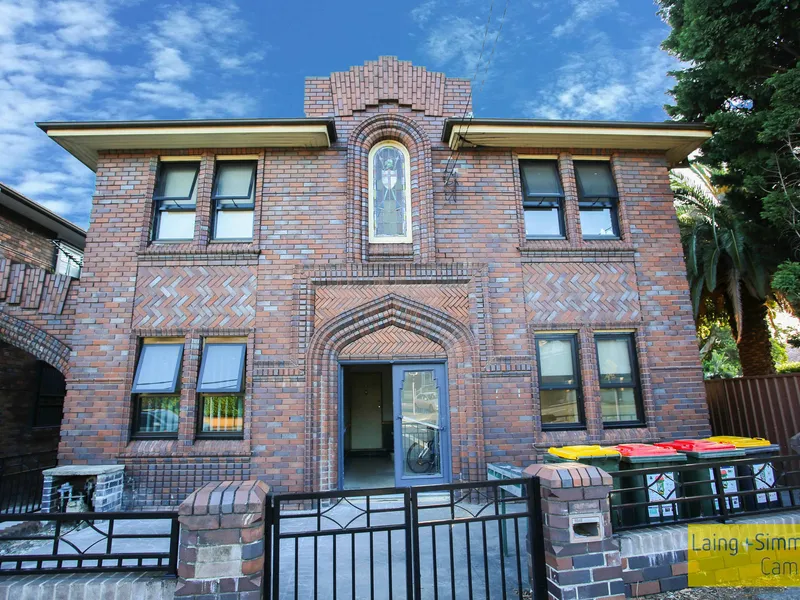 LARGE Renovated Unit, Great Location 
