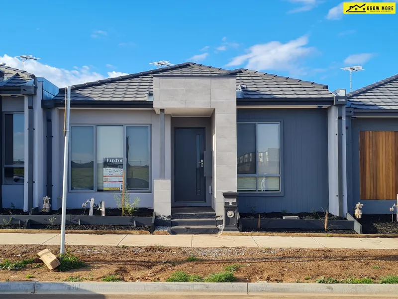 Brand New Family Home In Prestigious Jubilee Estate of Wyndham Vale!