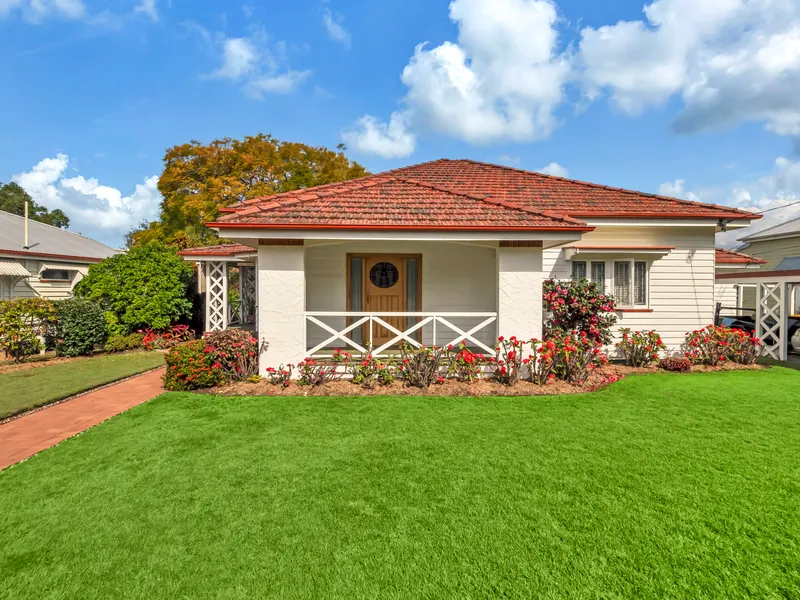 Charm and Space in the Heart of West End