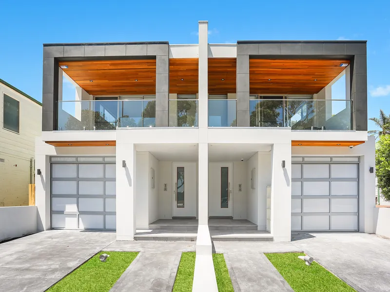 Superb Four Bedroom with Swimming Pool, Lock Up Garage, Quiet Location, Must View!