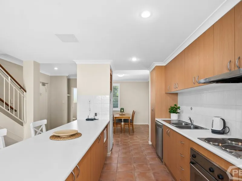 EXECUTIVE LIVING