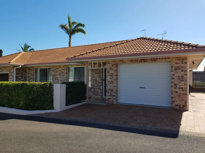 2 Bedroom Unit in Prime Location