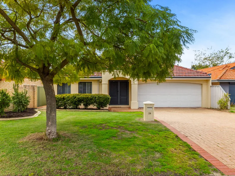 STREET FRONT 4 BED, 2 BATH HOME CLOSE TO FLETCHER PARK!! 