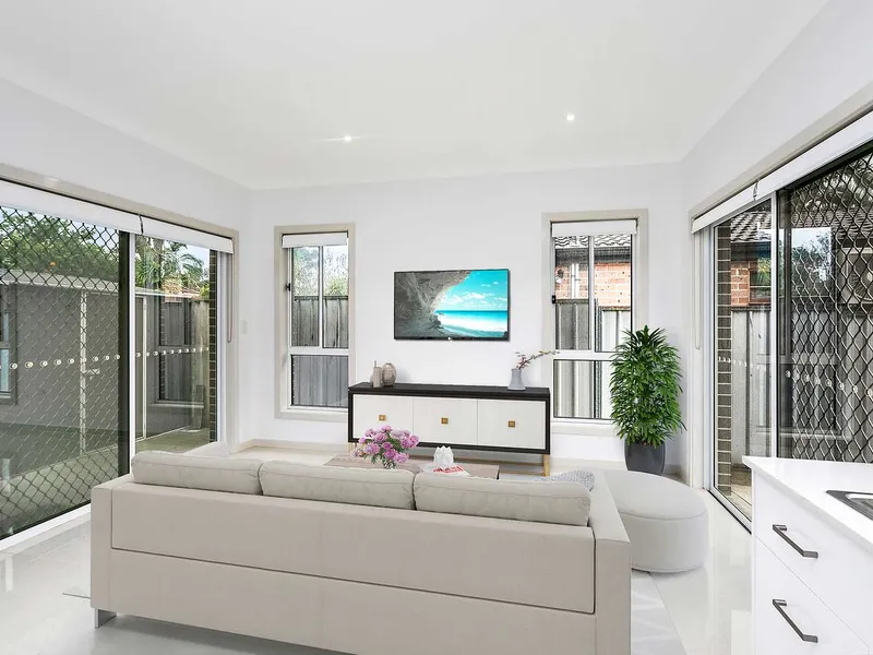 One-year new spacious Granny Flat for lease