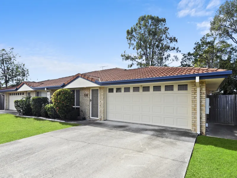 MODERN 3 BEDROOM LOWSET TOWNHOUSE