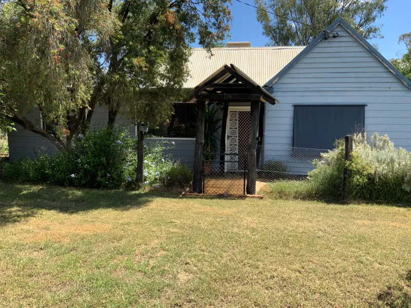 PEACE, PRIVACY & VIEWS OF MOUNT BORAH