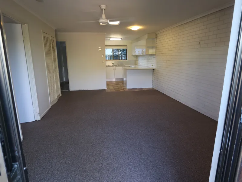 FULLY FENCED DUPLEX IN KOALA PARK