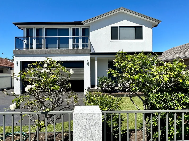 Coastal Elegance Beckons