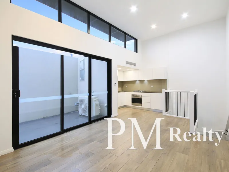Designer Apartment in the Heart of Petersham