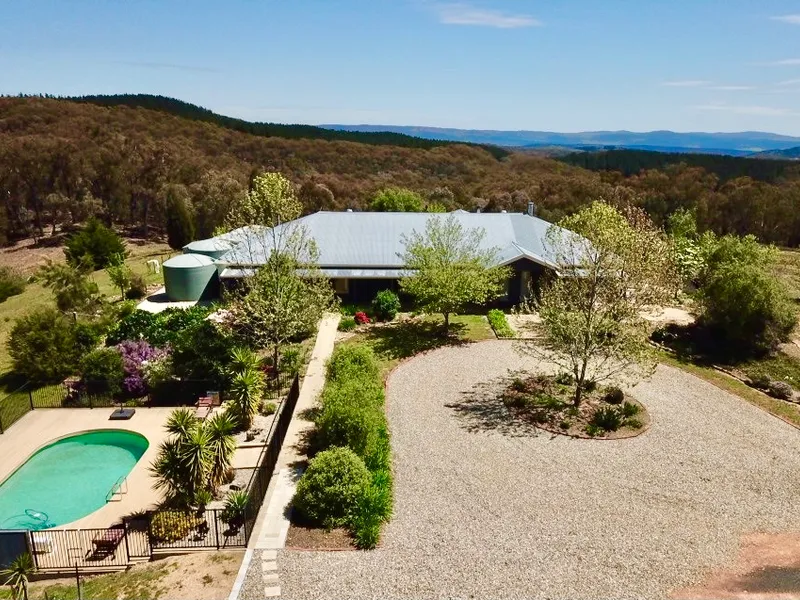 Tranquil Private Off-Grid Living A True Tree Change