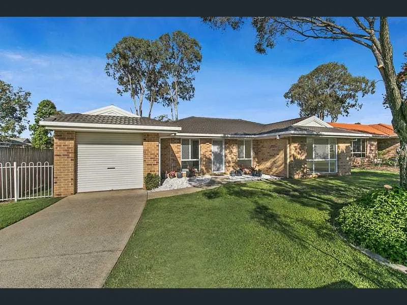 Stunning Contemporary Home, Irresistible Location