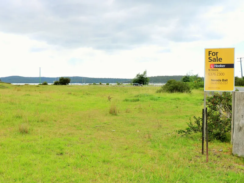 Views over Georges Bay
