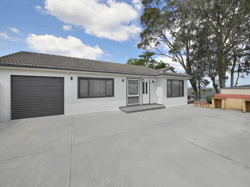 Large Fully renovated 2 Bedroom Granny flat